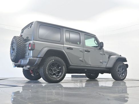 Used 2023 Jeep Wrangler Unlimited w/ Cold Weather Group AWD/4WD image 29