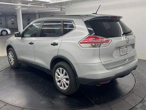Used 2016 Nissan Rogue S FWD image 6