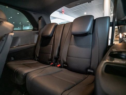 New 2025 Mercedes-Benz GLS 450 GLS 450 image 36