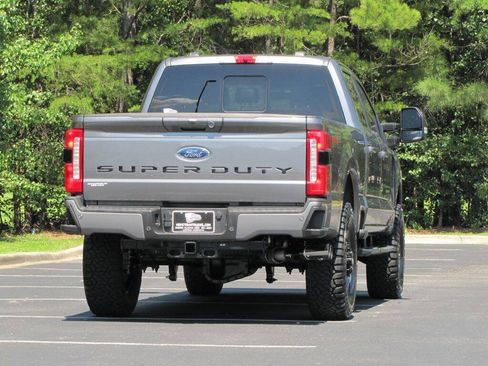 Used 2024 Ford F250 Lariat w/ Lariat Ultimate Package AWD/4WD image 10
