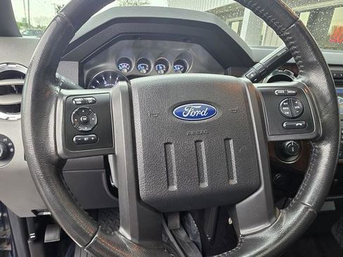 Used 2011 Ford F350 Lariat w/ Lariat Ultimate Pkg AWD/4WD image 16