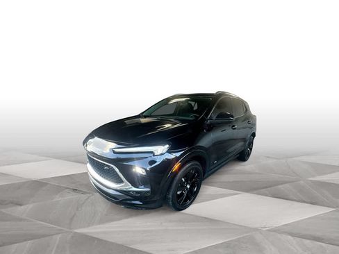 Used 2026 Buick Encore GX Sport Touring FWD image 4