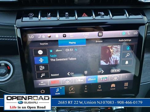 Used 2021 Jeep Grand Cherokee L Overland w/ Luxury Tech Group IV AWD/4WD image 25