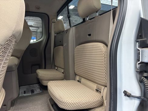 Used 2013 Nissan Frontier SV w/ SV Value Truck Pkg image 19