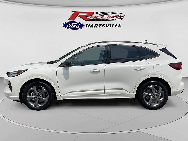Used 2023 Ford Escape ST-Line w/ Tech Pack #1 FWD image 1