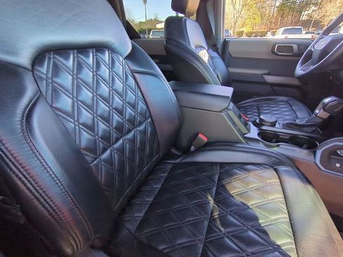 Used 2022 Ford Bronco Wildtrak AWD/4WD image 34
