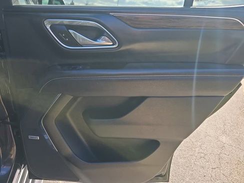 Used 2023 Chevrolet Tahoe Premier AWD/4WD image 18