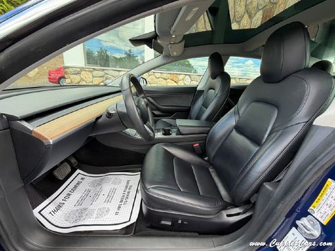 Used 2020 Tesla Model 3 Standard Range Plus RWD image 24