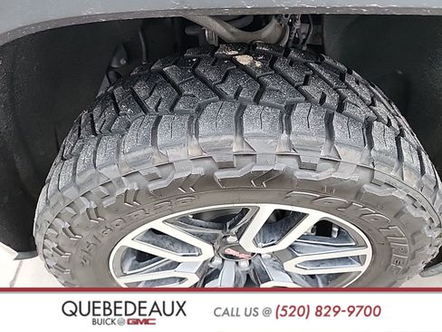 Used 2021 GMC Sierra 1500 AT4 w/ AT4 Preferred Package image 3