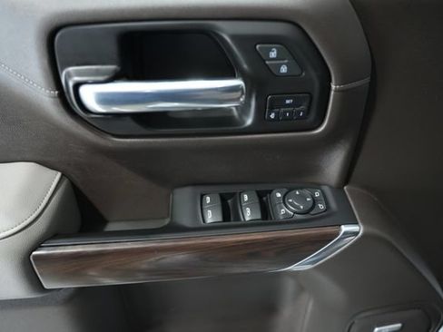 Used 2022 GMC Sierra 1500 SLT w/ SLT Premium Plus Package AWD/4WD image 12