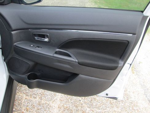 Used 2025 Mitsubishi Outlander Sport ES AWD/4WD image 56