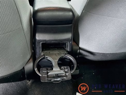 Used 2017 Toyota Corolla L FWD image 31