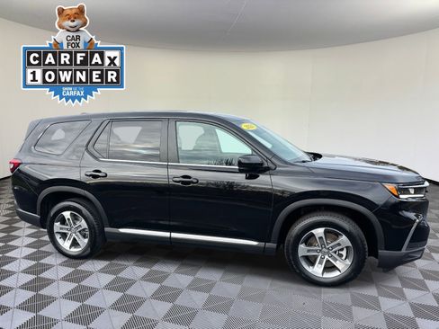 Certified 2024 Honda Pilot EX-L image 2