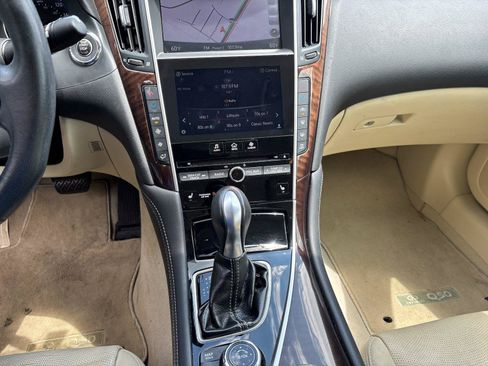 Used 2015 INFINITI Q50 Premium w/ Deluxe Touring Package RWD image 27