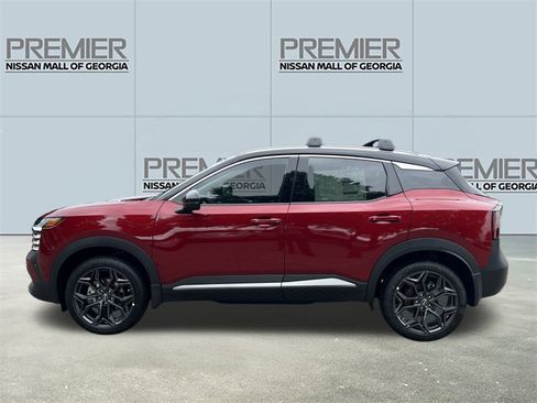 New 2025 Nissan Kicks SR image 23