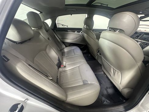 Used 2017 Genesis G80 3.8 w/ Option Group 02 image 28