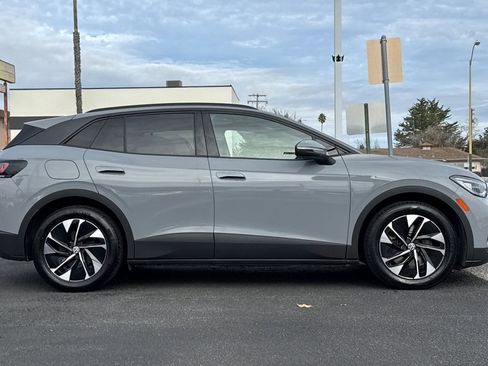 Used 2021 Volkswagen ID.4 Pro S w/ ID.4 Protection Package image 7