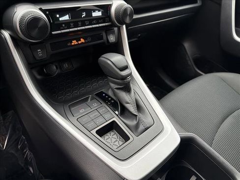 Used 2025 Toyota RAV4 LE image 21