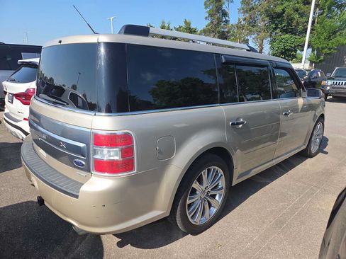 Used 2018 Ford Flex Limited w/ Equipment Group 303A AWD/4WD image 4