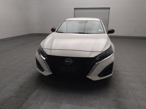 Used 2024 Nissan Altima 2.5 S FWD image 15