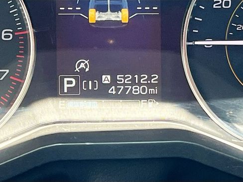 Used 2021 Subaru Crosstrek 2.5i Sport AWD/4WD image 12