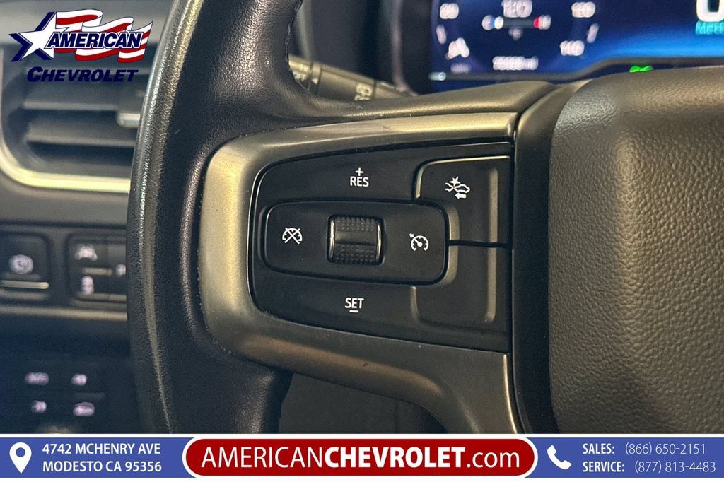 Used 2023 Chevrolet Suburban LT AWD/4WD image 33
