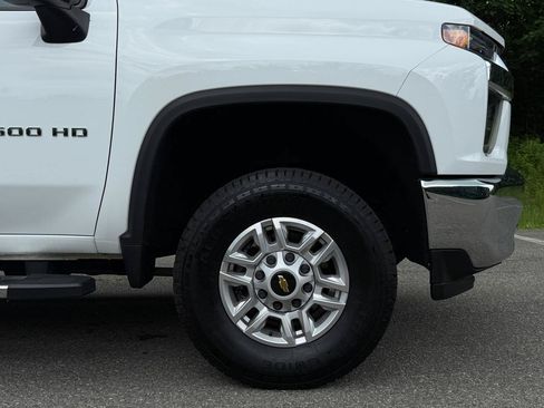 Used 2023 Chevrolet Silverado 2500 LT w/ Convenience Package AWD/4WD image 10