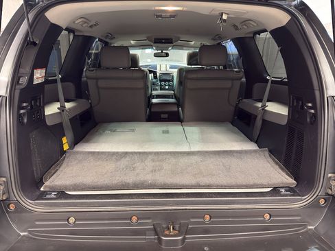 Used 2015 Toyota Sequoia Platinum image 34
