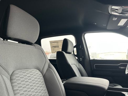 New 2026 RAM 1500 4x4 Crew Cab image 15
