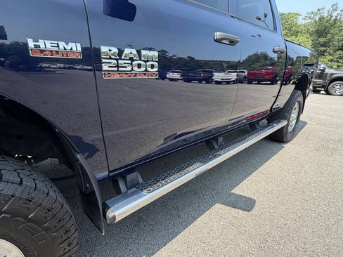 Used 2018 RAM 2500 Tradesman w/ Chrome Appearance Group AWD/4WD image 6
