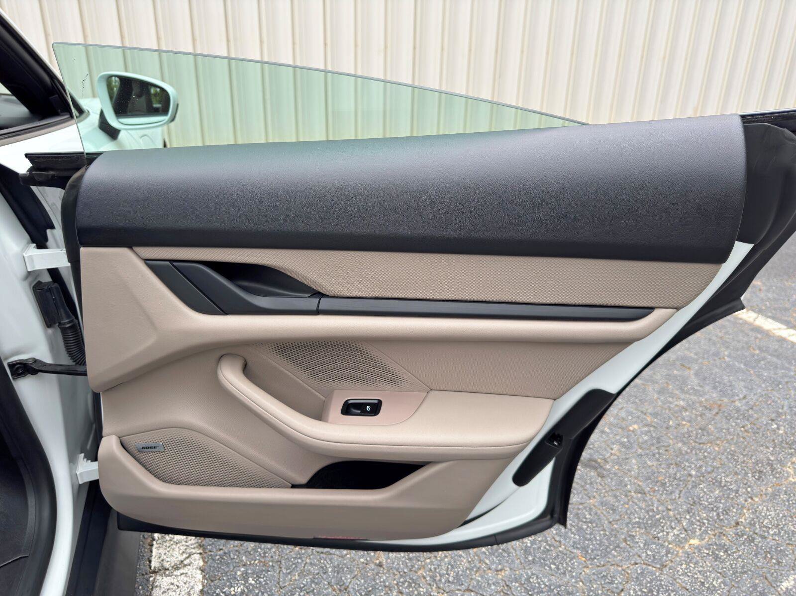 Used 2022 Porsche Taycan RWD image 46