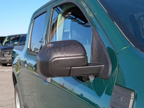 New 2025 Ford Maverick XL image 12