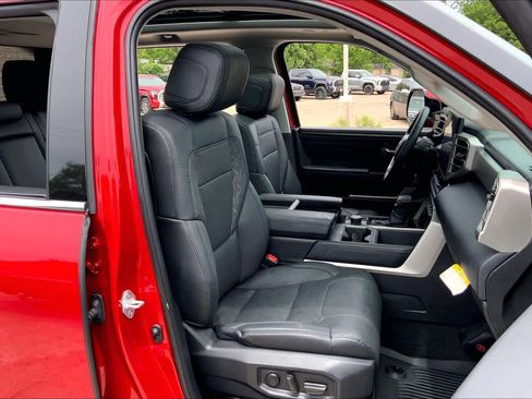 Used 2023 Toyota Tundra Limited w/ TRD Off-Road Package AWD/4WD image 9