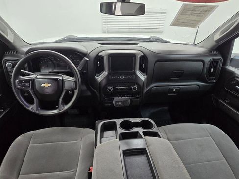 Used 2021 Chevrolet Silverado 2500 W/T w/ WT Convenience Package AWD/4WD image 15