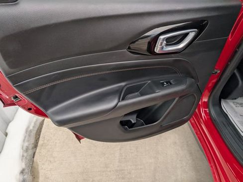 Used 2023 Jeep Compass Limited image 22