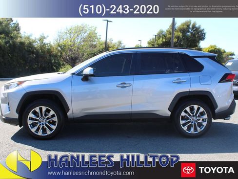 Used 2019 Toyota RAV4 Limited image 2