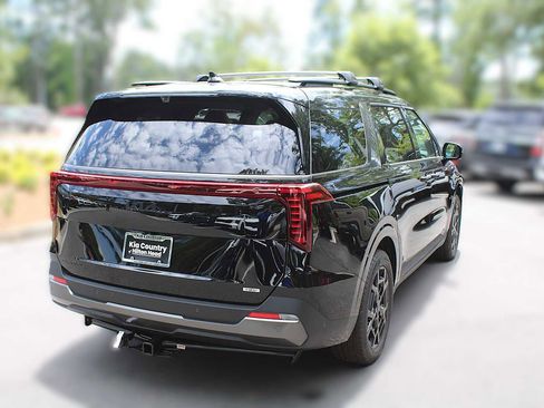 New 2025 Kia Carnival SX Prestige image 17