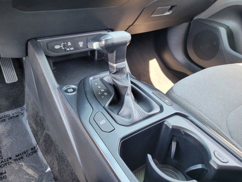 Used 2025 Kia K4 FWD image 21