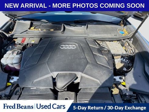 Used 2019 Audi Q8 Premium Plus w/ Premium Plus image 14