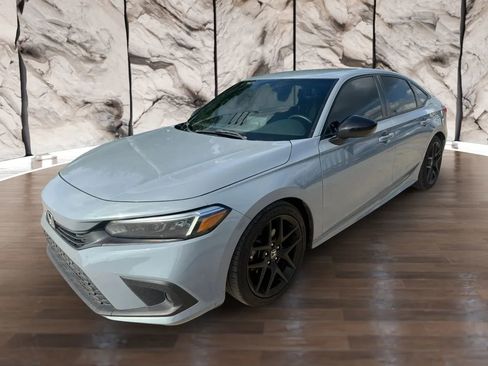 Used 2023 Honda Civic Sport image 1