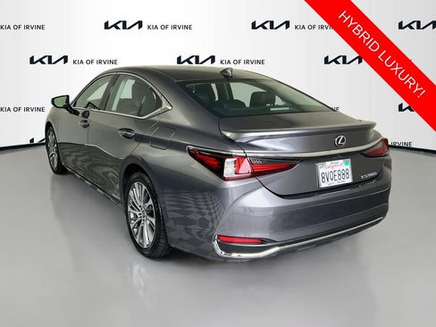 Used 2021 Lexus ES 300h w/ Premium Package FWD image 5