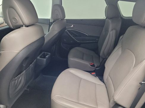 Used 2019 Hyundai Santa Fe XL image 18