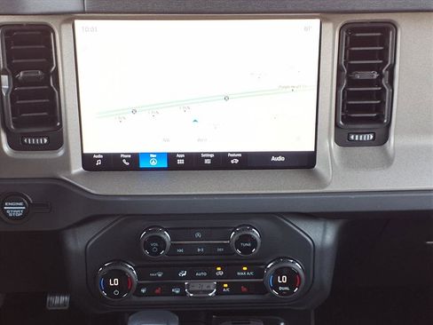 New 2025 Ford Bronco Outer Banks image 9