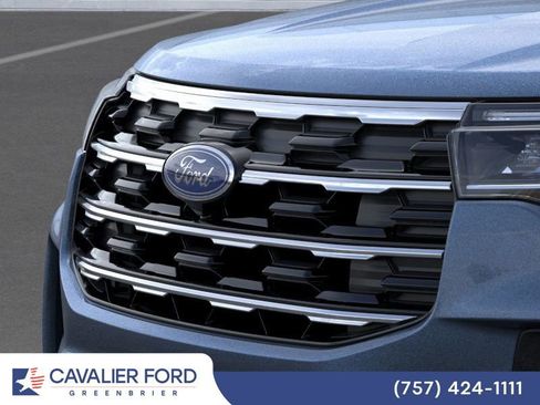 Used 2026 Ford Explorer Active w/ Active Comfort Package AWD/4WD image 17