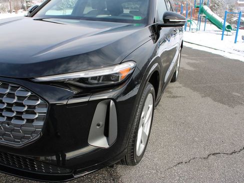 New 2025 Audi Q5 Premium Plus image 40