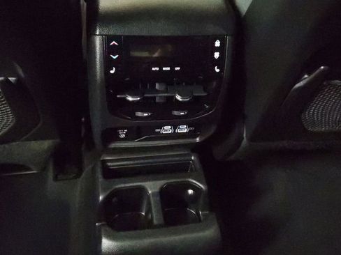 Used 2022 Jeep Grand Cherokee L Limited image 15