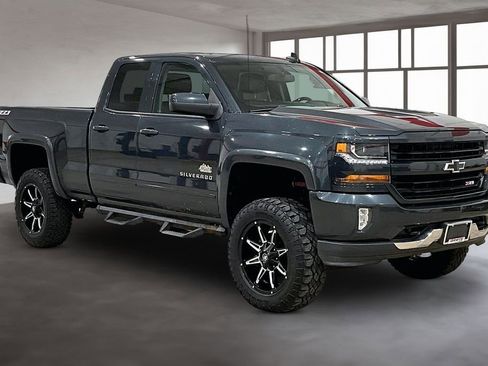 Used 2017 Chevrolet Silverado 1500 LT w/ All Star Edition image 11