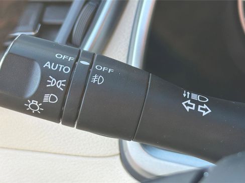 Used 2021 Nissan Murano SV w/ SV Special Edition Package image 17