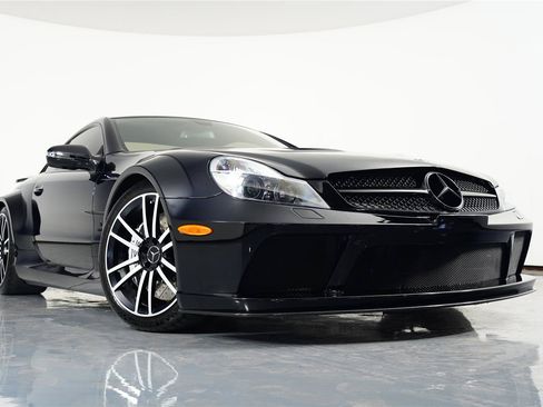 Used 2009 Mercedes-Benz SL 65 AMG image 4