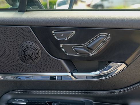 Used 2023 Lincoln Corsair AWD image 33